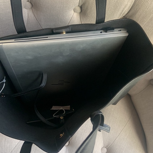 Authentic Saint Laurent Leather Purse - Picture 14 of 14